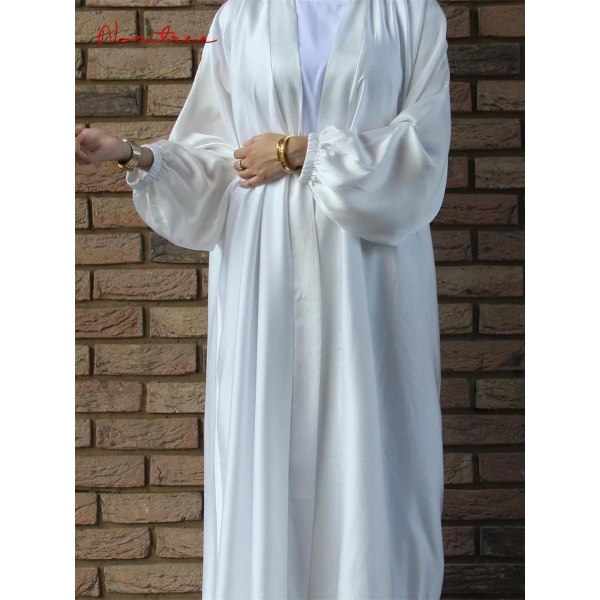 Eid Djellaba Abaya Dubai Glänsande mjuk manschett Ärmar Muslimsk klänning Silkeslen Kimono Dubai Turkiet Muslimsk klänning Islam Abayas Med Bälte WY56 White2 No Scarf L