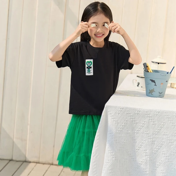 Barn Barnkläder T-shirts för en tjej Hjärtformat mönster 2023 Sommar Söt Casual T-shirt O-hals 3 färger Toppar 22332019 black 150cm