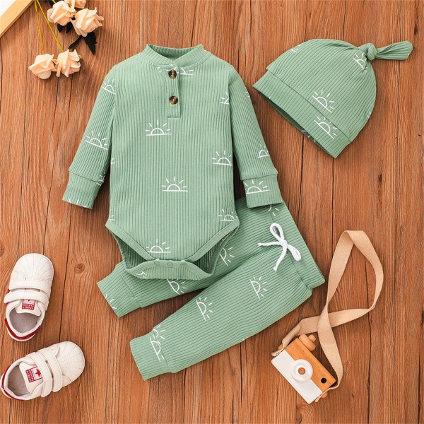 3-delad Baby Boy Sun Print Button Design Ribbad långärmad Romper , elastiska byxor och cap Green 6-9 Months