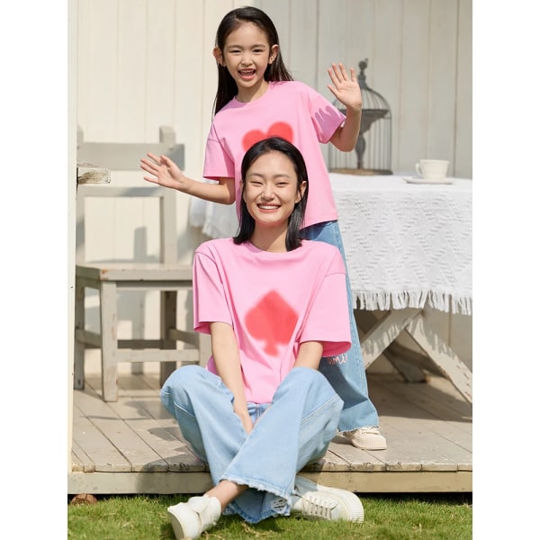 Barn Mamma Barn 2023 Sommar Mamma och dotter Matchande kläder Tshirts Printed Casual Barnkläder Flickor 22230108 Pink Mum 140 cm