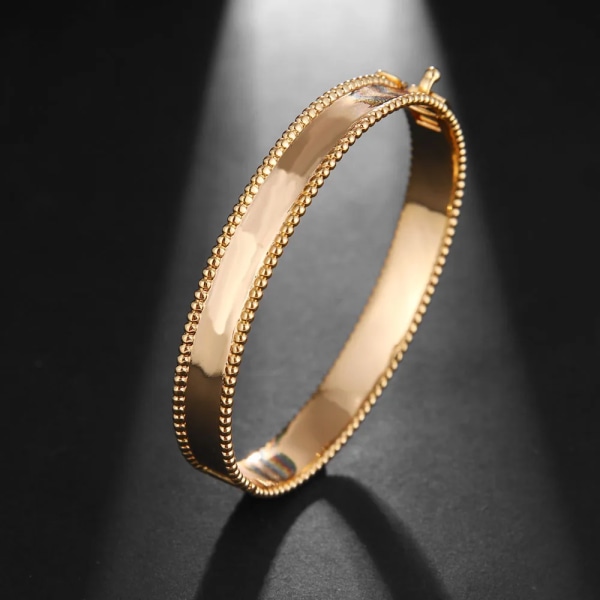 HONGHONG högkvalitativt zirkonarmband för kvinnor 3A zirkonspikarmband och -armband Eleganta kvinnor Alla hjärtans dag presentarmband 58-60mm Gold C