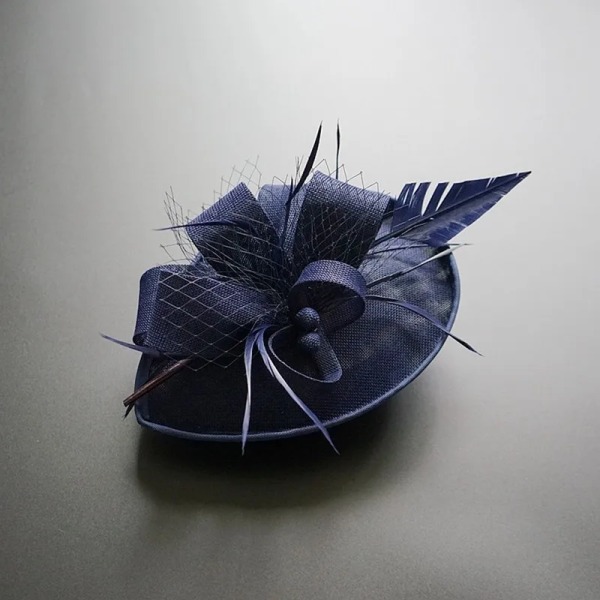 Kvinnor Chic Fascinator Hatt Cocktail Bröllopsfest Kyrka Huvudbonad Mode Huvudbonader Fjäder Håraccessoarer Sinamay Fascinators black