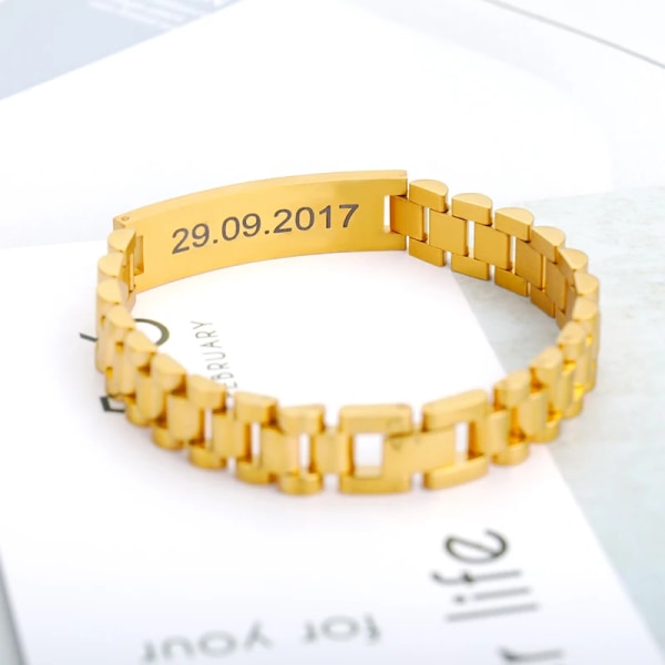 Personligt namnarmband för män Titanstål Män Armband Armband Graverat anpassat namn Datum ID Armband Smycken Present 22cm Gold Color