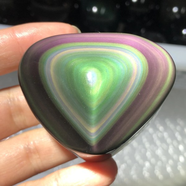 Naturlig regnbåge Obsidian Cat Eyes Quartz Crystal Heart Stones Healing Minerals Exemplar Dekor Present (måste vara i ljuset ！！！) 110-130g