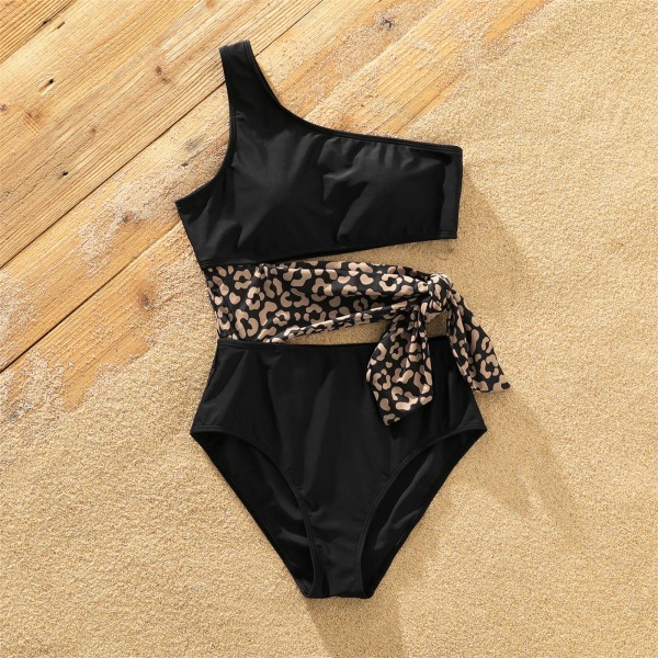 Familjematchande leopardskarv svarta badbyxor shorts och en axel självknytande baddräkt i ett stycke Black Women S