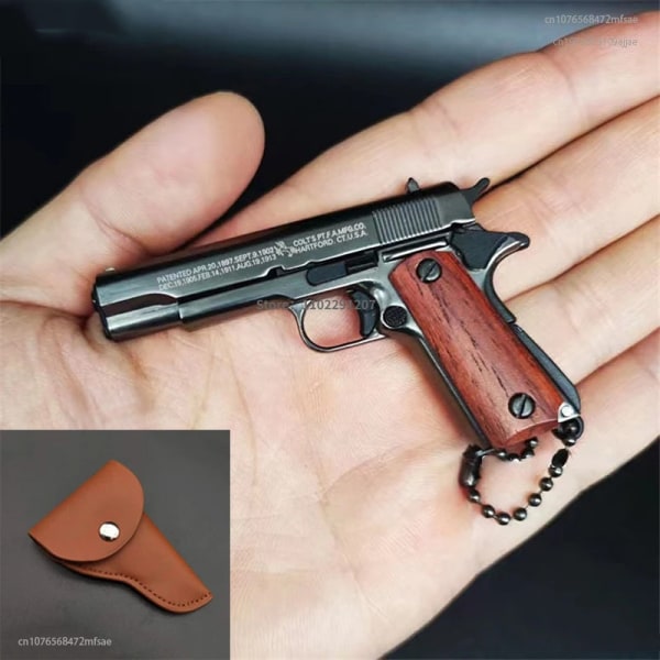 1:3 Metal Pistol Toy Gun Miniatyrmodell Beretta 92F Nyckelring Högkvalitativ kollektion Leksak Födelsedagspresenter 16