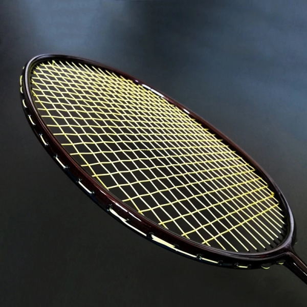 Carbon Fiber Woven 4U G5 Professionell Ultralätt Badmintonracket Strung Strings Bag Racquet 30LBS Racquet Speed ​​Raket Sport Black