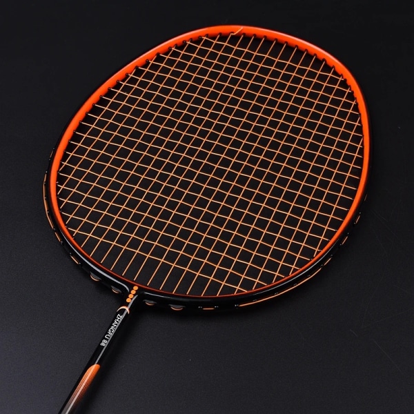 Lättvikt 4U 82g 100% kolfiber Badmintonracketsträngar Professionell racketväska Training G5 20-30LBS Sport för vuxna Red