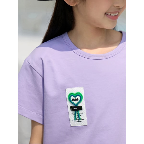 Barn Barnkläder T-shirts för en tjej Hjärtformat mönster 2023 Sommar Söt Casual T-shirt O-hals 3 färger Toppar 22332019 purple 150cm