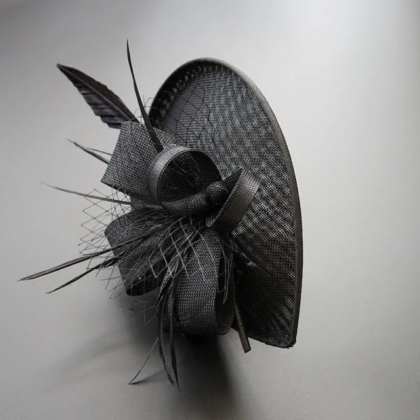 Kvinnor Chic Fascinator Hatt Cocktail Bröllopsfest Kyrka Huvudbonad Mode Huvudbonader Fjäder Håraccessoarer Sinamay Fascinators black