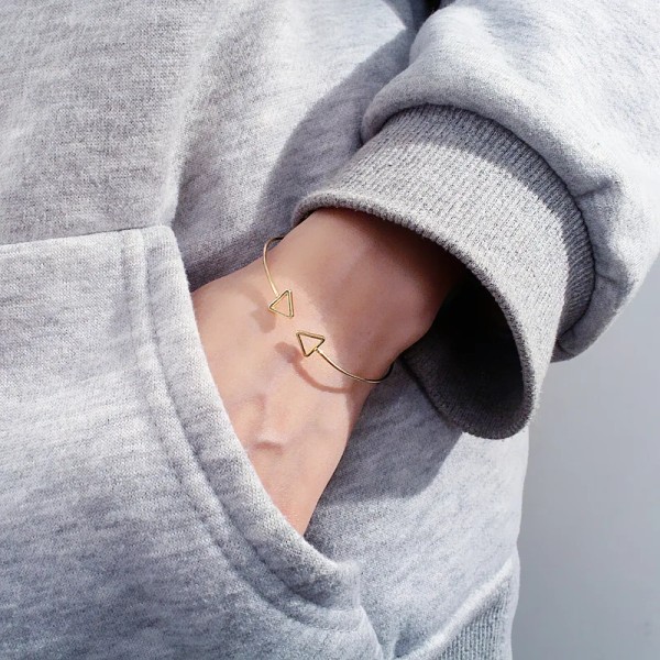 Armband för kvinnor Geometrisk Triangel Vintage Armband Mode Armband Smycken Tillbehör Rose Gold