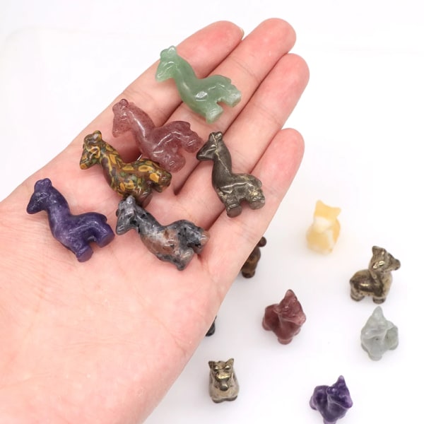 1,2" Mini söt giraff Naturlig Kristall Kvartssten Mineral Carving Figuriner Hantverk Healing Reiki Heminredning Julklappar Bamboo Jasper 20 pcs