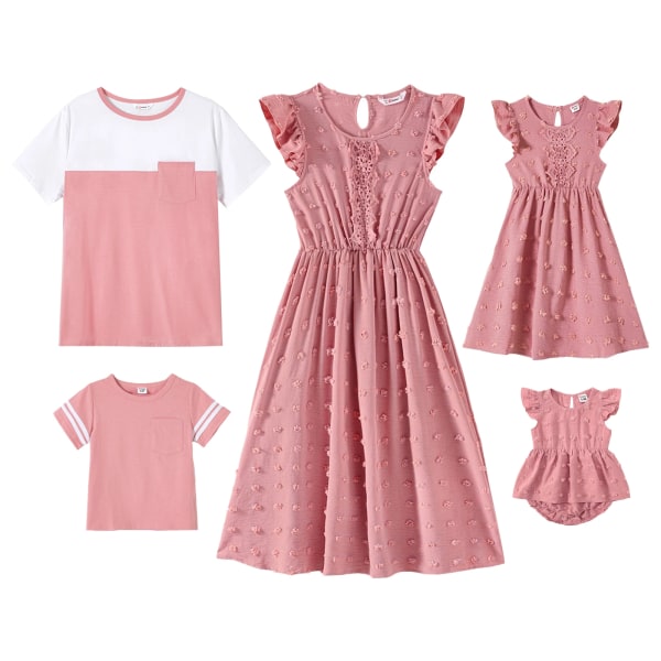 Familjematchande bomull med kortärmade t-shirts och rosa Swiss Dot Lace Detail Fladderärmade klänningar Pink Women S