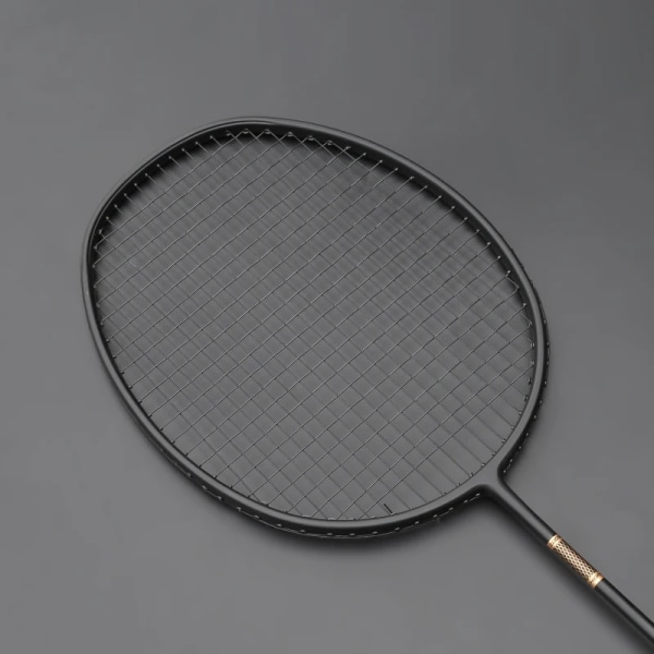 Professionell Ultralätt kolfiber 5U 75g Strung Badmintonracket Max Spänning 30LBS Racquct Med Strings Väskor Racket Sport Black