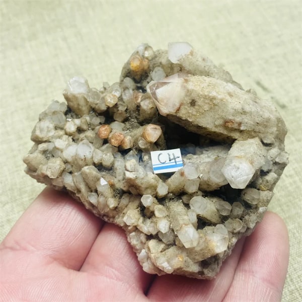 Naturlig Crystal Cluster Mineral Prov Energisten Juldekoration present C2  105g  68mm