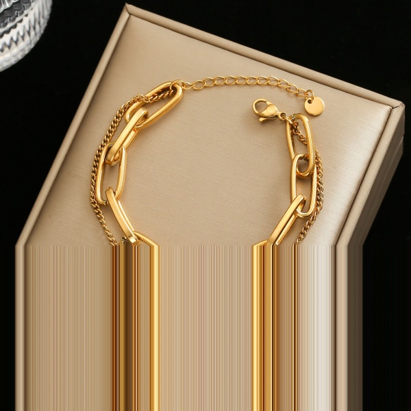 Tillbehör för kvinnor Länkkedja Armband i rostfritt stål för kvinnor Utsökt guld metallarmband Smycken Girl Beach Present Gold-color