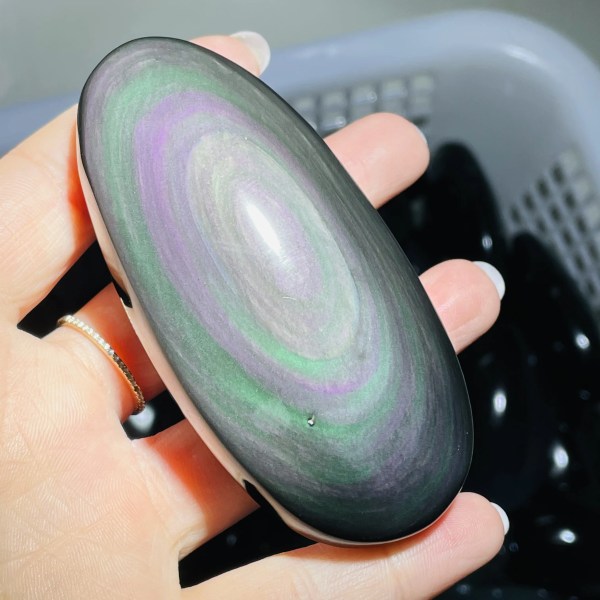 Nyheter！！！Bästa kvalitet naturlig regnbåge/guld Obsidian Ellips Reiki Gem Healing Dekoration 130-140g