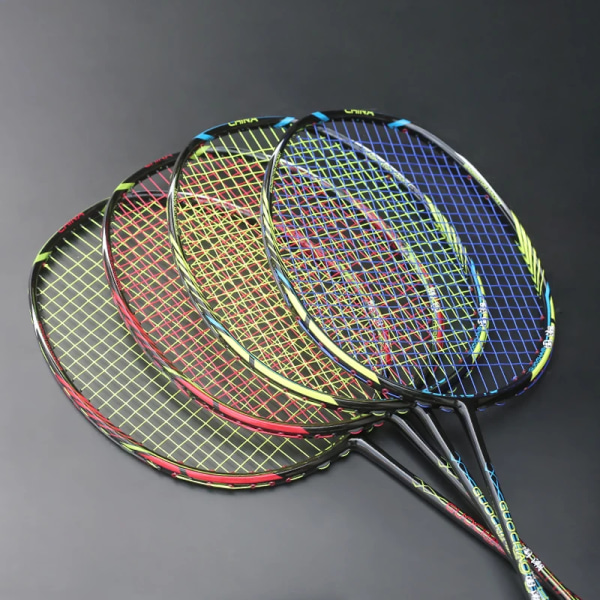 100 % T700 Kolfiber Badmintonracket Strung Professional Lättvikt 7U 67G Träningsracket Med Väskor Speed ​​Sport Vuxna Green2