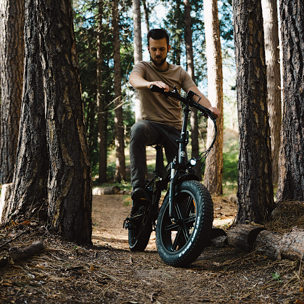 Vitilan V3 2.0 Vikbar All Terrain Elcykel - 750 W 48V 13Ah - svart