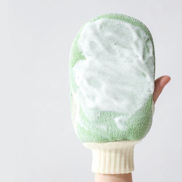 Exfolierande badvante: Djuprengörande duschhandske three-piece set