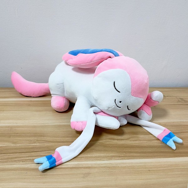 50cm Sovande Sylveon Animé Plyschdocka