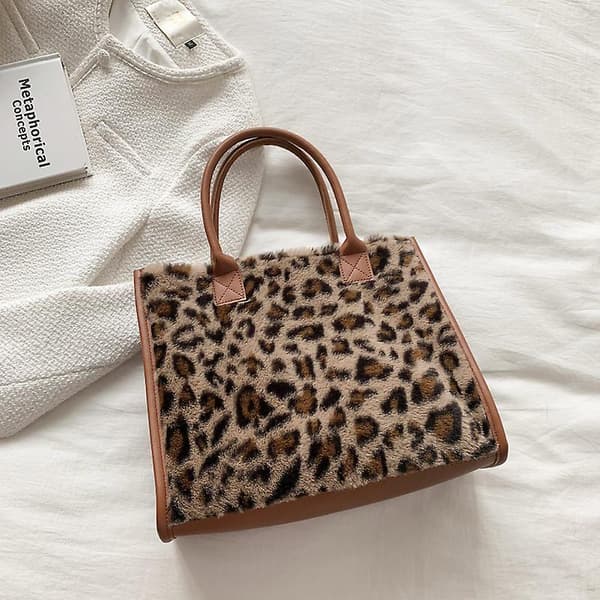 Nya topphandväskor Retro Ko Leopardskin PU Läder Plysch Design Höst Vinter Mode Små Damväskor