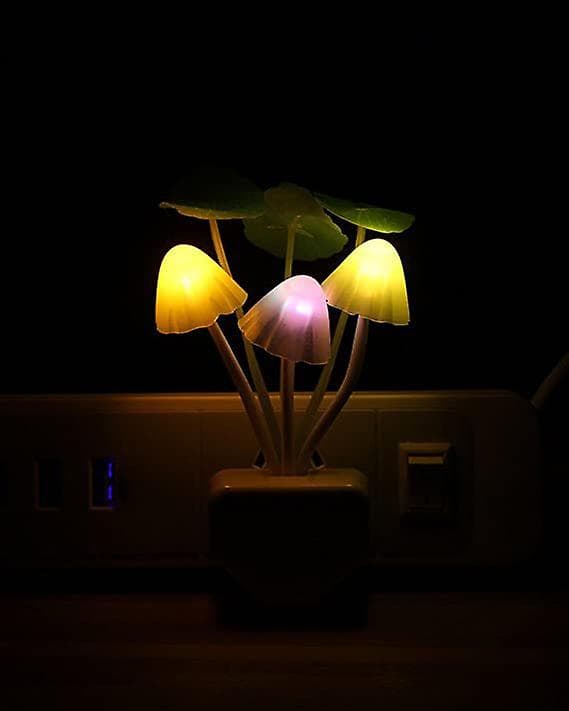 Sensor LED natlys, farveskiftende plug-in LED svampe drømme seng lampe