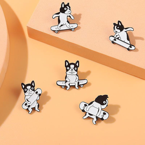GHYT söpö emalipinnit reppuihin, Anime-sarjakuvapiinnit takkiin, Pinnisetti vaatteiden laukkuihin takkeihin Lisävarusteet DIY-askartelupinnisetti.