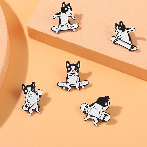 GHYT Söta emalj-pins för ryggsäckar, anime-tecknade pins för jacka, pins-set för kläder, väskor, jackor, accessoarer, DIY-hantverk pins-set.