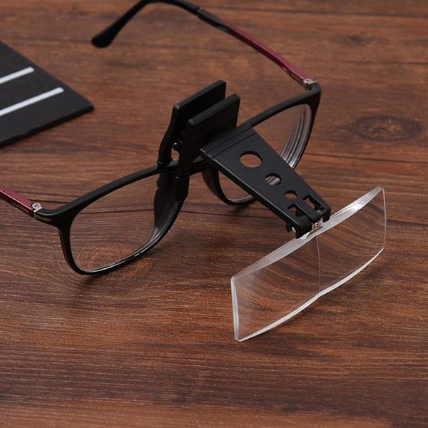 Läsglasögon (storlek: 8,5 x 3 cm), Hands-Free Clip-on-lupp, Clip-On, på glasögon, för äldre med nedsatt syn