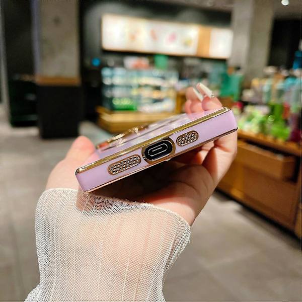 iPhone 15 Plus [MagSafe-kompatibel] Fullt Kameraskydd & Elektropläterade Förstärkta Hörnskydd Stötsäker Mjuk TPU Kant Bumper Case (Lila)