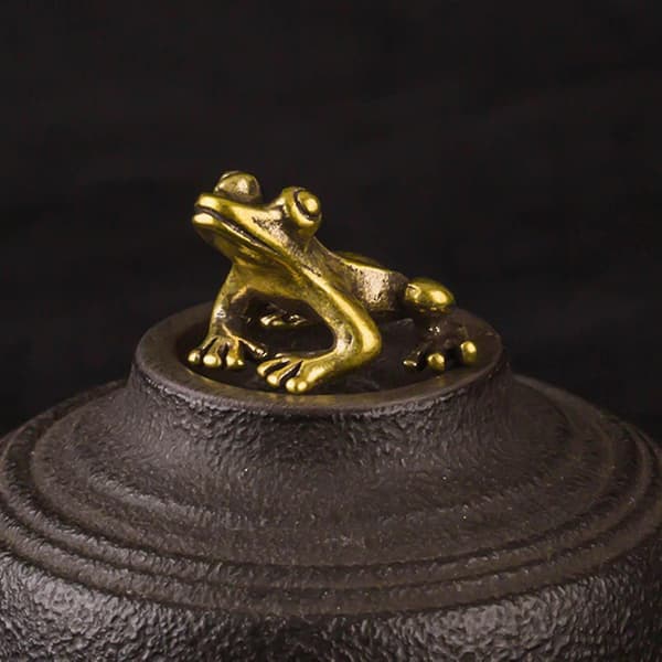 Brons Skulptur Antik Massiv Mässing Vacker Liten Groda Skulptur för Samling