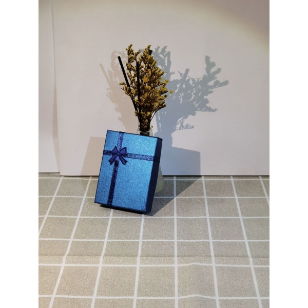 Set med 12 smyckespresentaskar i papper - 7 x 9 cm
