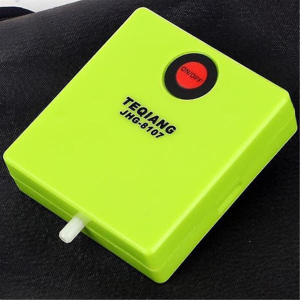 Akvariepump med luftsten, batteridriven