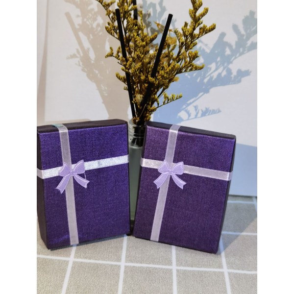 Set med 12 smyckespresentaskar i papper - 7 x 9 cm