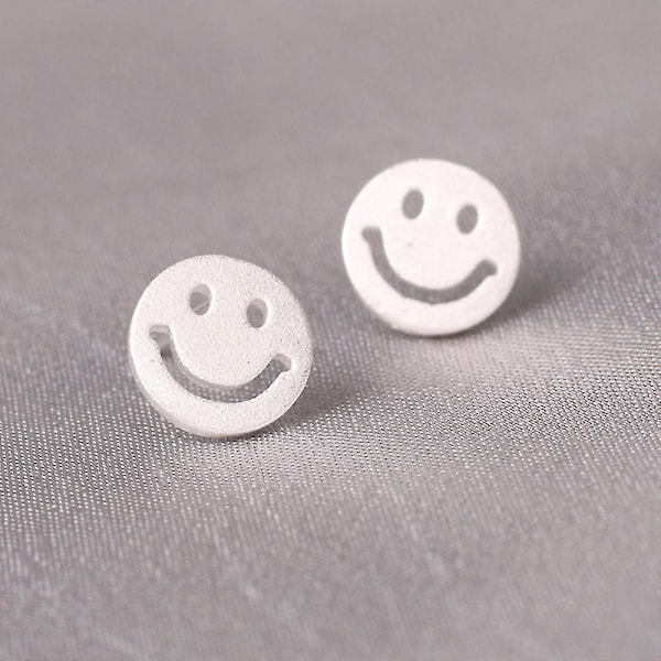 Smiley Mini Stud Earrings Kvinnor Flickor Öron Tillbehör Present
