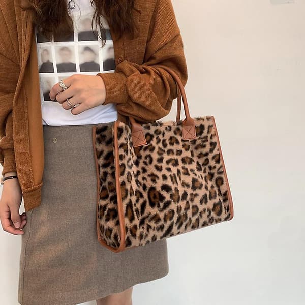 Nya topphandväskor Retro Ko Leopardskin PU Läder Plysch Design Höst Vinter Mode Små Damväskor