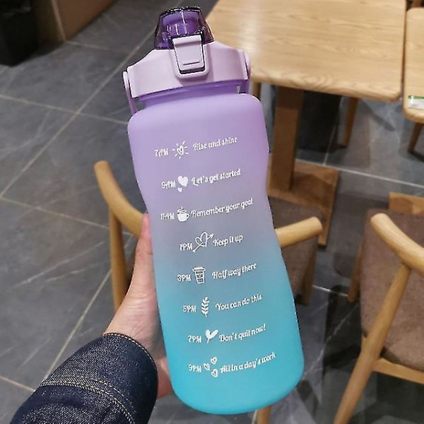 2l vannflaske med stor kapasitet Halmkopp Gradientfarge Plastvannkopper med tidsmarkør Fitness Sportsflaske（Gradient lilla）