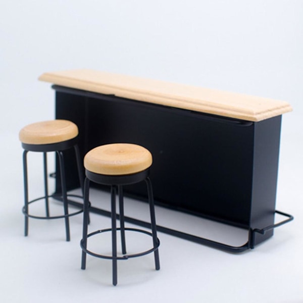 1 set miniatyrleksak dockhusmöbler mini trä bar disk stol