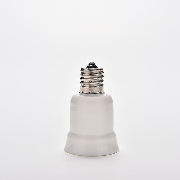 E17 til E27 Sokkel Base LED Halogen CFL Lyspære Lampe Adapter Konverter Holder