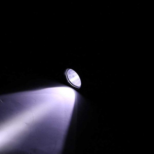Vattentät uppladdningsbar ficklampa Fotvandringsbråck Belysning Ficklampa Spotlight för utomhusbruk i nödsituationer black