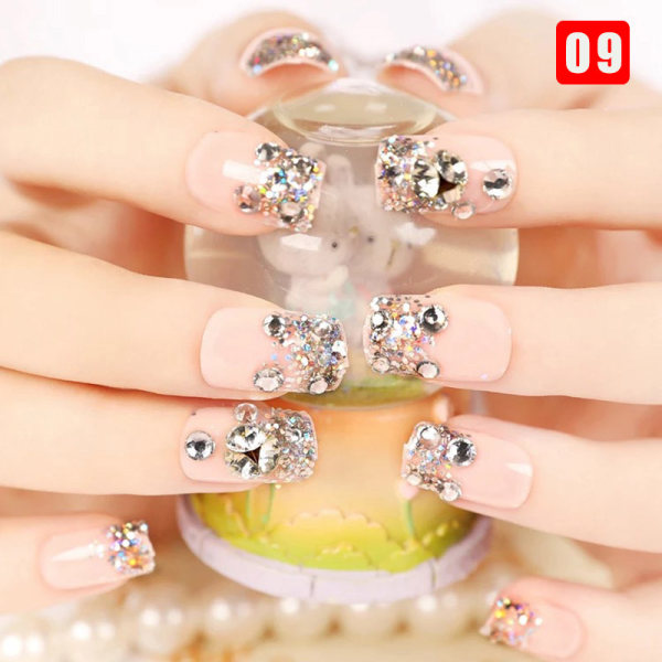 24st Ladies Fake Nails Transparenta blommiga pärlor Dekor DIY Brud False Nails 9