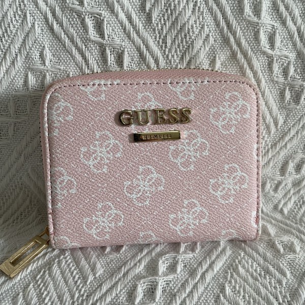 [Ready Stock] Guess Short Zip Wallet Woman Bag med presentförpackning black