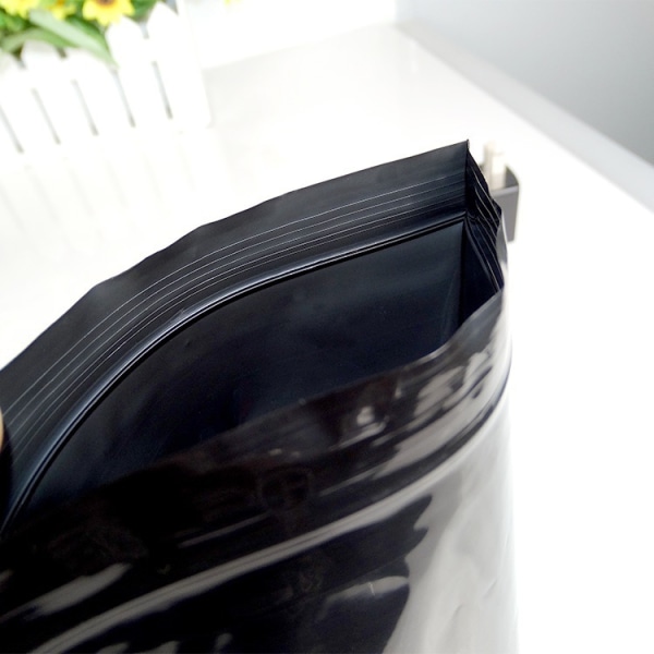 Väskor Förpackningspåse Miljövänlig Återförslutningsbar svart ljustät förseglad PE-plastpåse 4x5cm-50pcs
