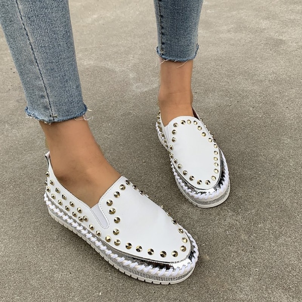 Slip on Studded Pumps Loafers Plimsolls Casual Flat Sneakers Snygga skor white 40