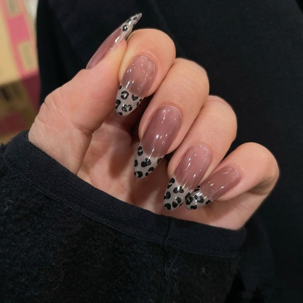 Falska naglar korta print nagelklistermärken Färdiga nagelklistermärken 24 st med lim gradient leopard print glue models