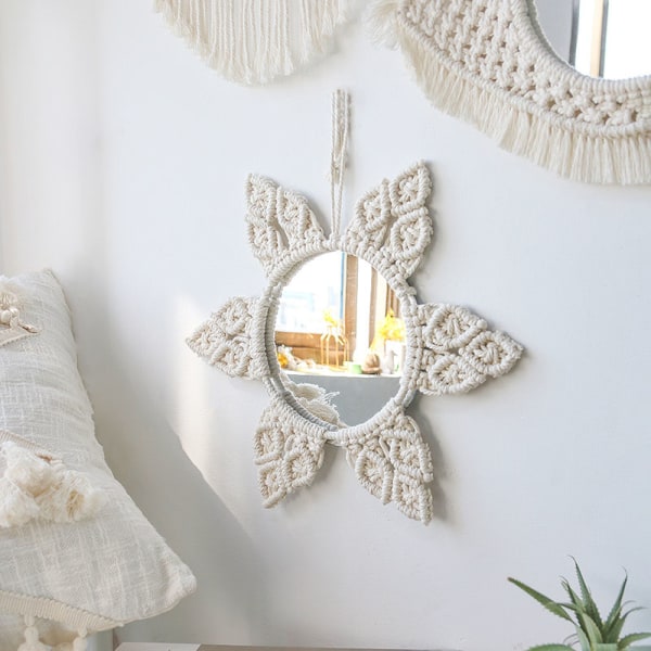 Boho Macrame vägghängande spegel Kreativ handgjord vävd gobelängdekoration för hemmets vardagsrum tassel mirror