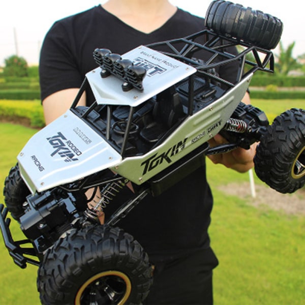 Höghastighets terrängbil 1:12 skala med uppladdningsbara batterier 2,4 GHz elektrisk leksaksbil för alla vuxna och barn Nyhet 37cm pure black