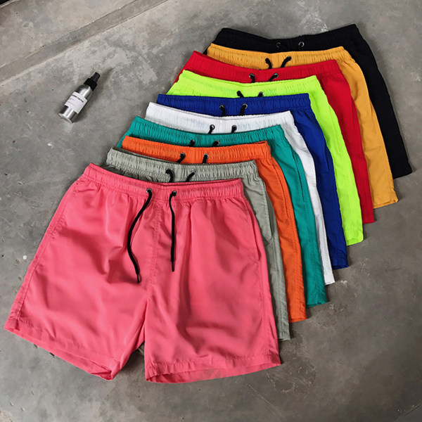 Strandshorts för män med bekväma shorts i mjukt material red l