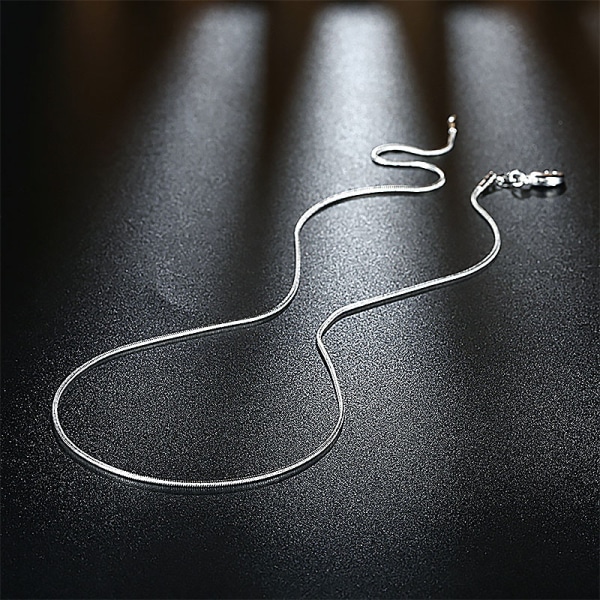 Nya modesmycken 1MM Enkelt 925 Sterling Silver Snake Chain Halsband för unisex 20 inch